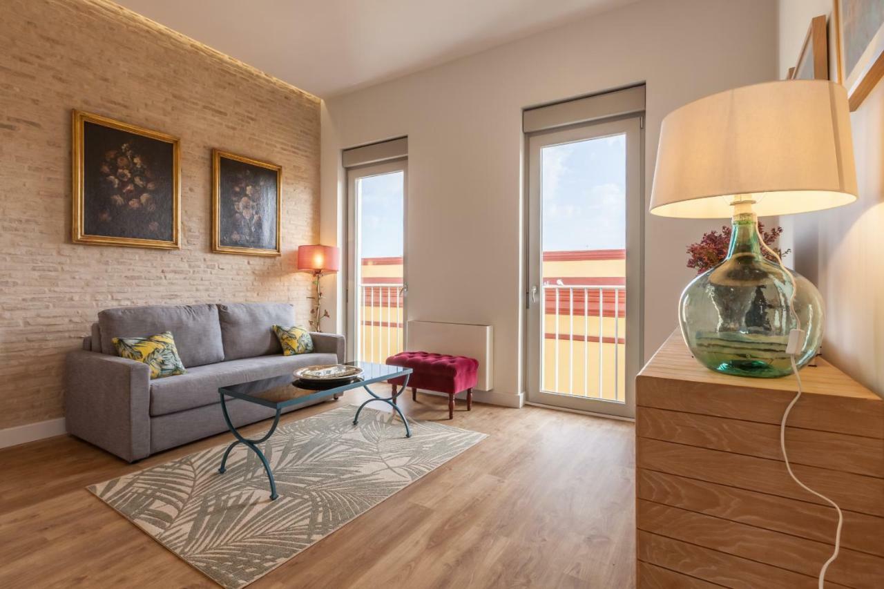 Apartamentos Rg Suites Jardines De Murillo Sevilha Exterior foto