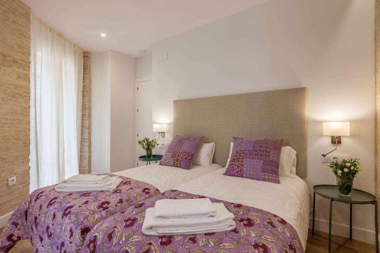 Apartamentos Rg Suites Jardines De Murillo Sevilha Exterior foto